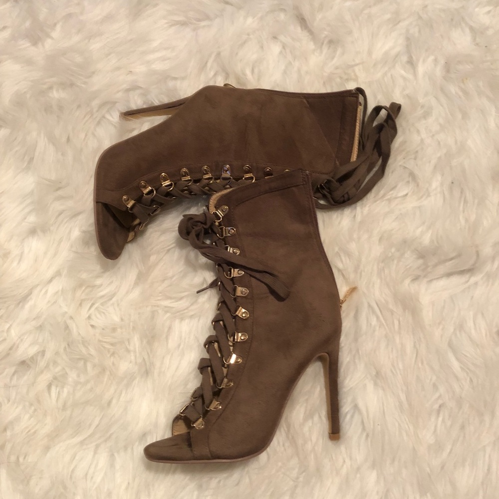 Kylie Heels